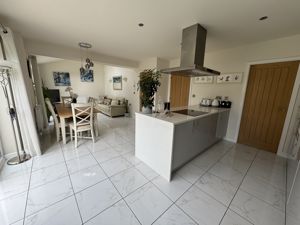 Open Plan Living - click for photo gallery
